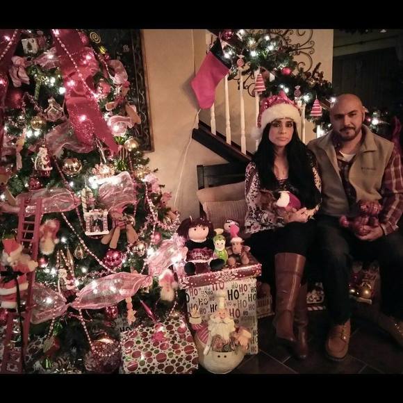 Meet your Posher, Janet - Picture 1 of 1